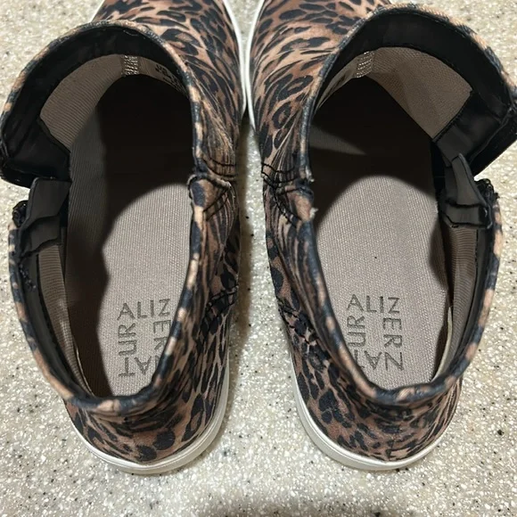 EUC Naturalizer Miranda Brown Cheetah Print side-zip bootie sneakers. Size 8.5M. - Picture 8 of 9